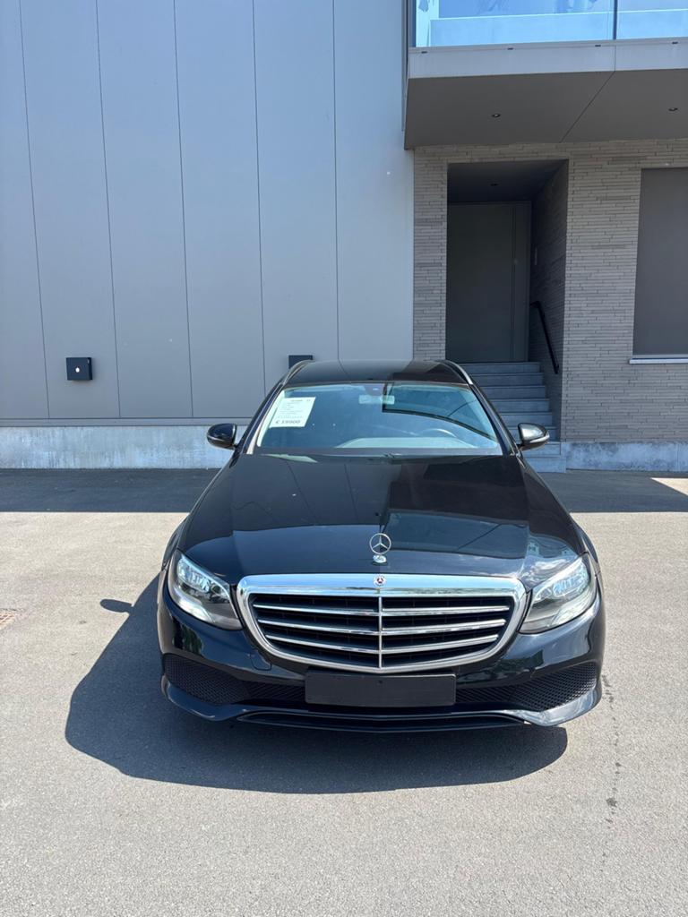 Mercedes E200 2019 | Luxe & Comfort, Auto's, Automaat, 4 deurs, Stof, Zwart