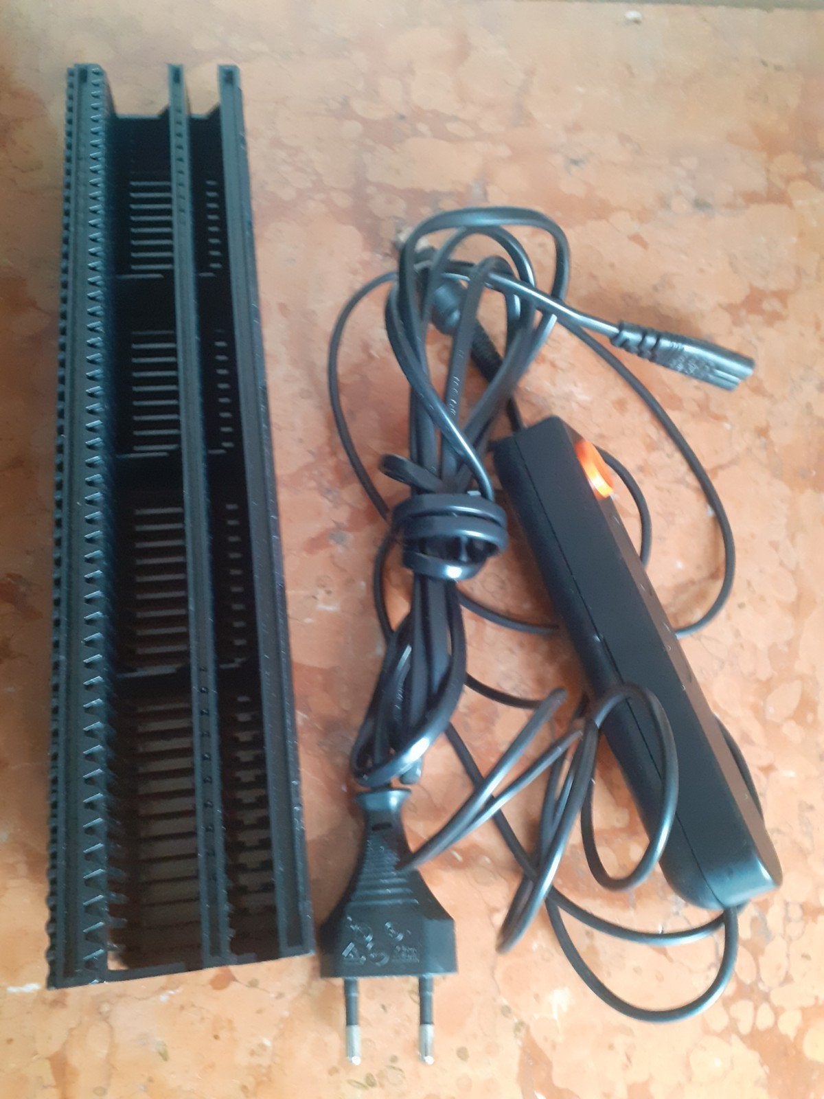 Dia projector..., Ophalen, Zo goed als nieuw, Met scherm