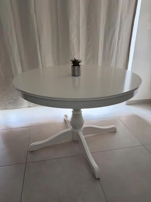 Table ronde a mange, Maison & Meubles, Enlèvement, Comme neuf