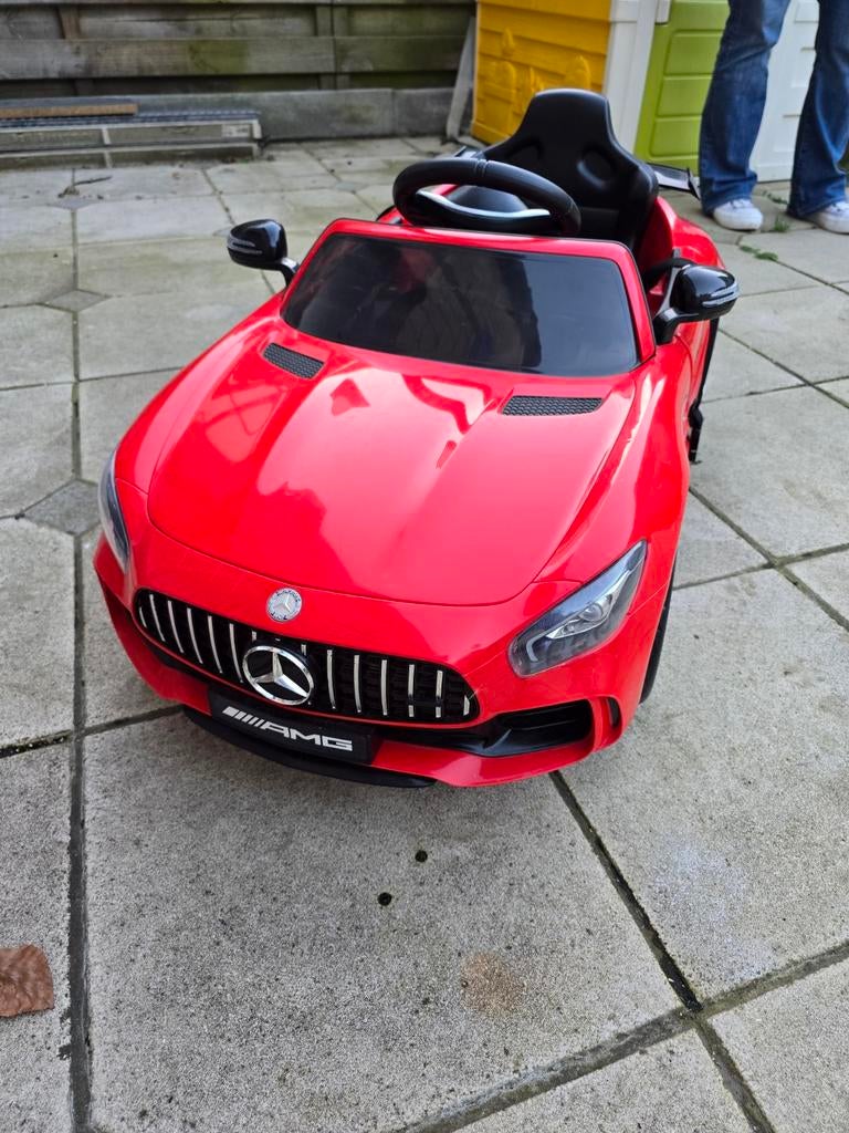 Voiture électrique Mercedes enfant