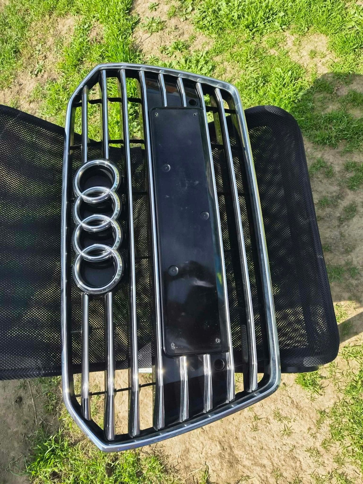 calandre, Enlèvement, Audi