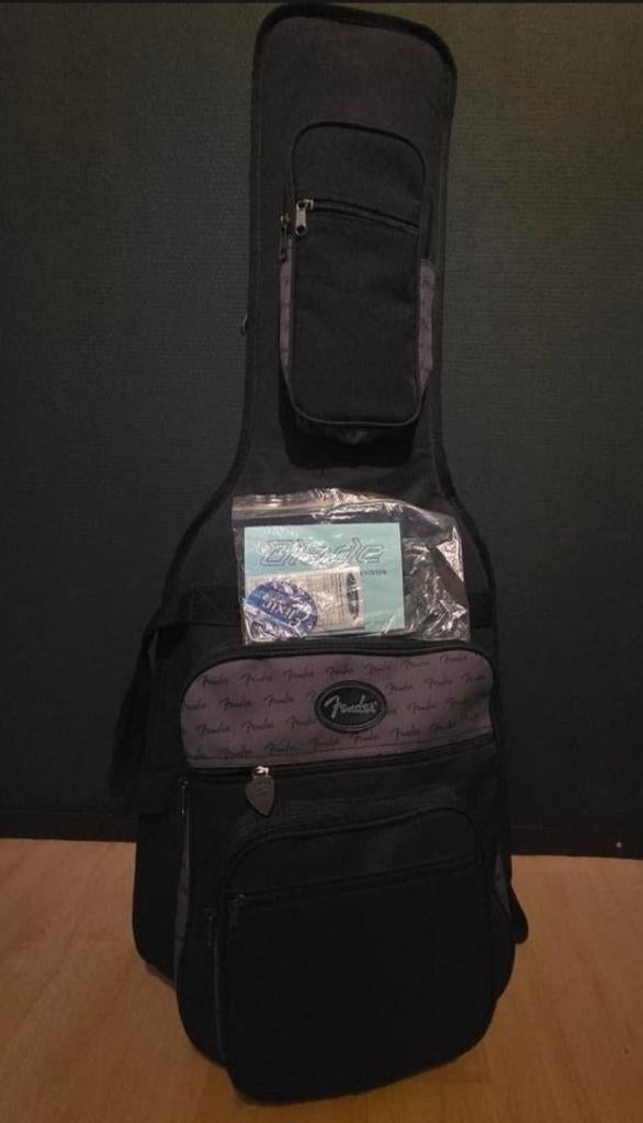 Lame Stratocaster, Musique & Instruments, Instruments à corde | Guitares | Électriques, Comme neuf, Solid body, Autres marques