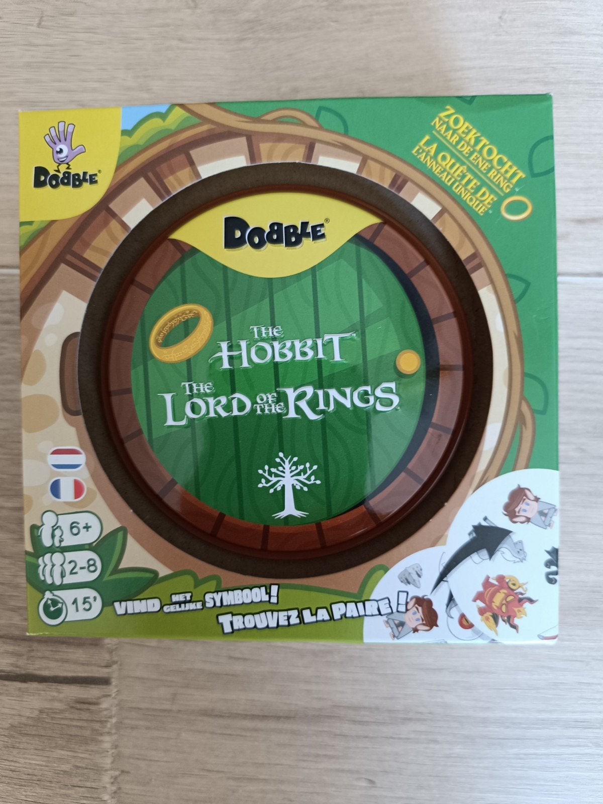 Dobble - lord of the Rings en FR/NL, Enlèvement ou Envoi, Neuf, Zygomatic games