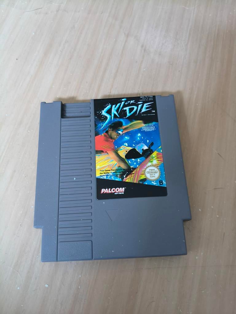 Nes spel Ski of Die, Games en Spelcomputers, Games | Nintendo NES, Ophalen of Verzenden