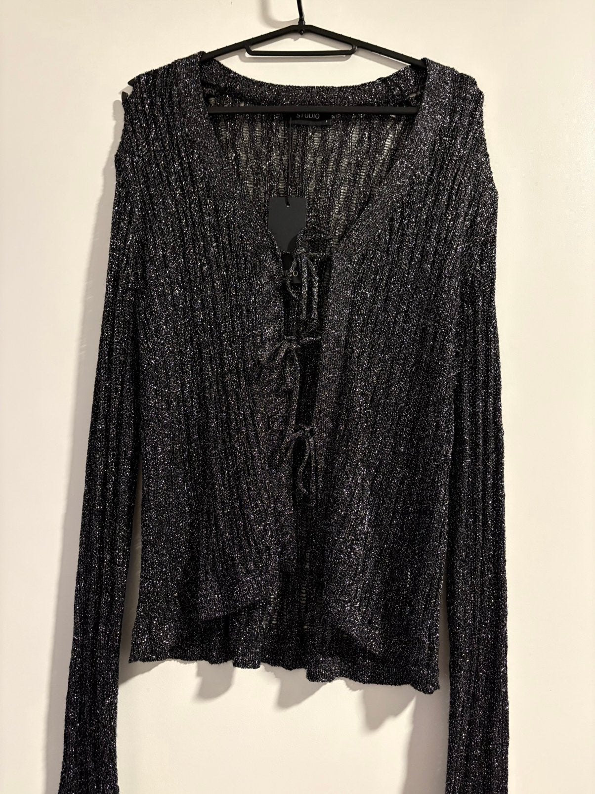 Blousje glitter only - large. Nieuw met etiket, Kleding | Dames, Ophalen of Verzenden, Nieuw