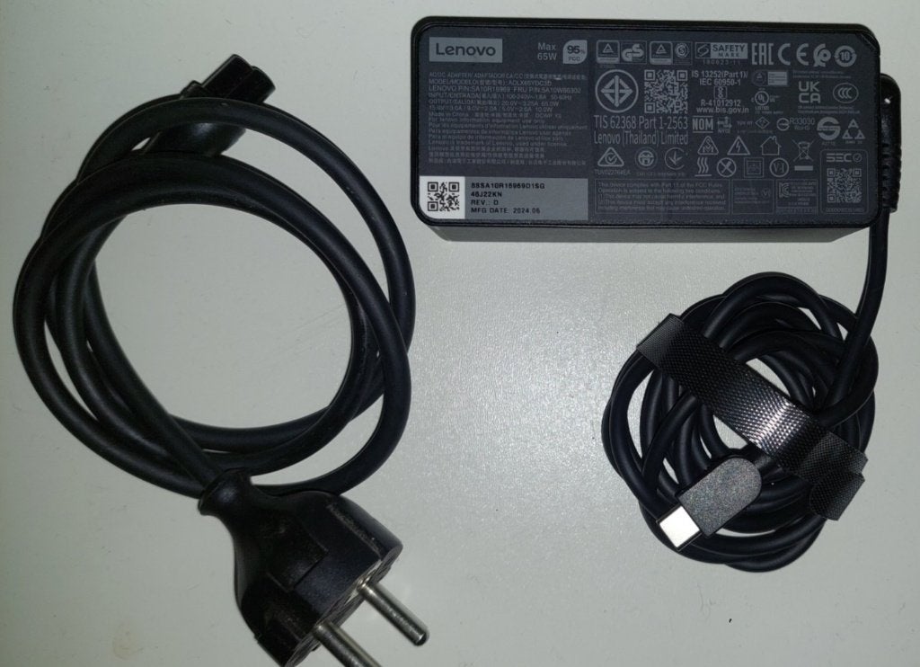 Adaptateur USB-C Lenovo 65 W ADLX65YDC3D + câble- etaf  neuf, Informatique & Logiciels, Chargeurs d'ordinateur portable, Enlèvement ou Envoi