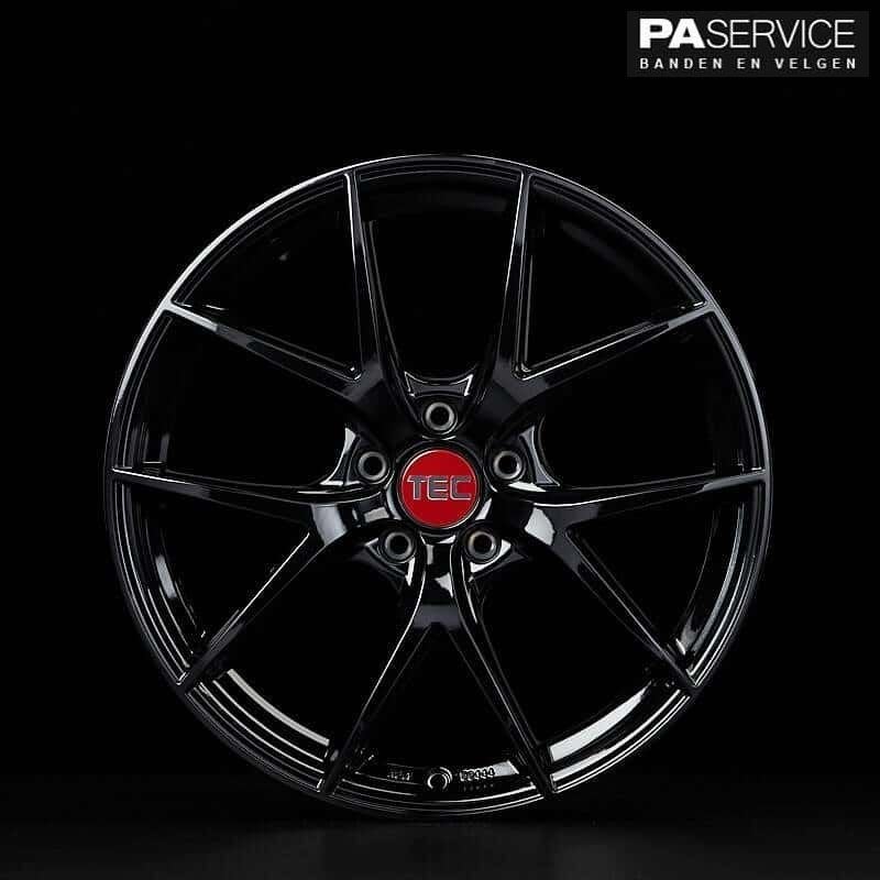 Nieuw 19 inch Gloss Black Tesla Model 3 set incl Banden TPMS, 19 inch, -, -, Banden en Velgen
