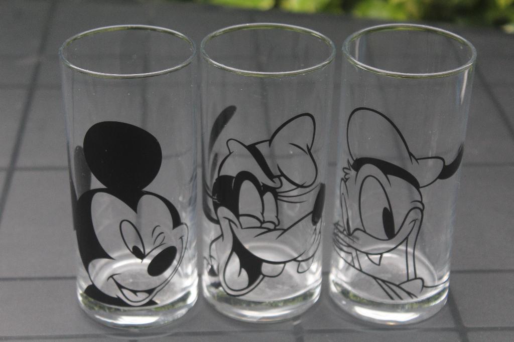 3 disney glazen, Ophalen