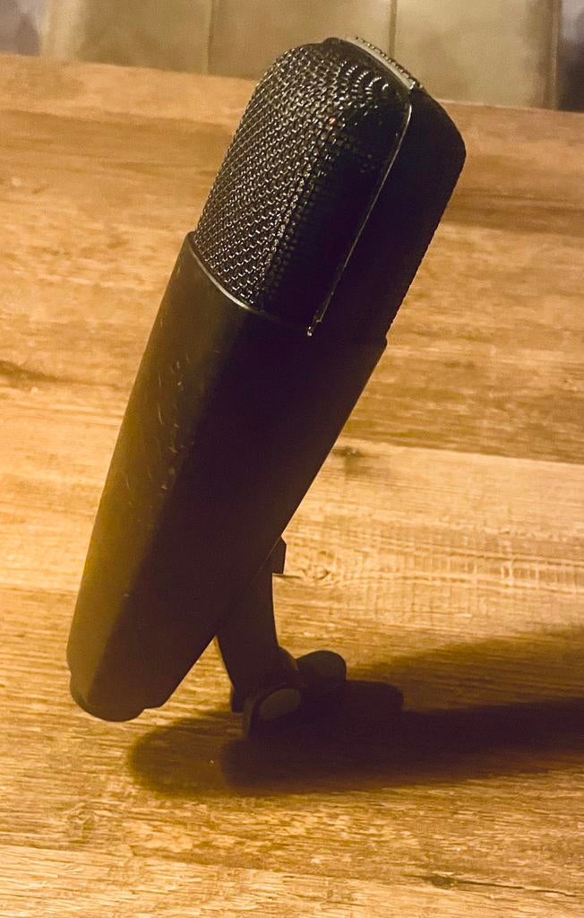 Sennheiser MD421 (Blackfire), Musique & Instruments, Microphones, Comme neuf, Micro pour instrument, Enlèvement ou Envoi