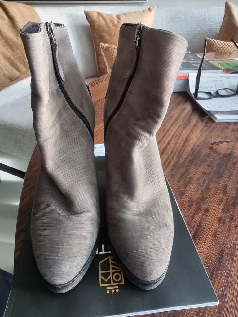 Walk in the park laarsjes maat 39 nieuw verzoold., Kleding | Dames, Ophalen of Verzenden