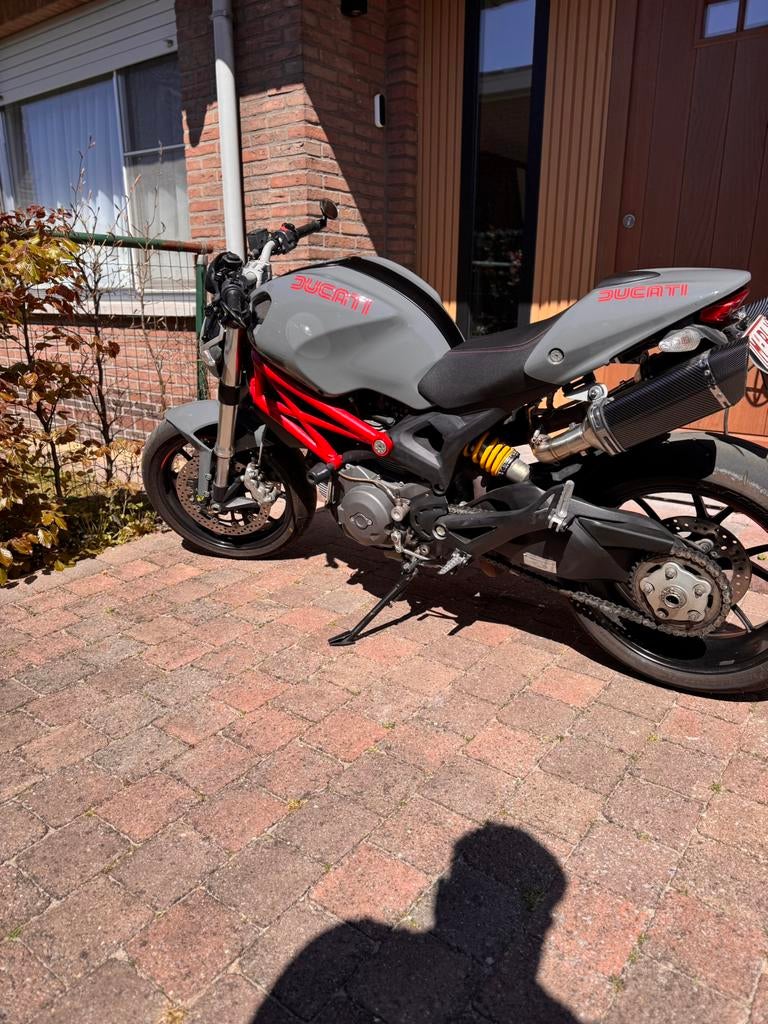 Ducati monster 796, Fietsen en Brommers, Ophalen, Zo goed als nieuw