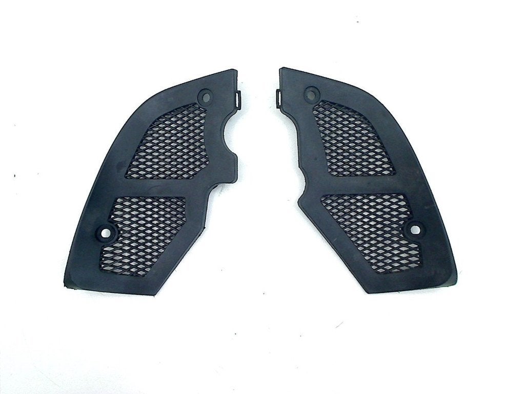 FRAME COVER CB 1000 R 2008-2016 (CB1000R) (17555-mfn-d000), Dhr. S. di Majo, Utilisé, Info@cama-motorparts.nl, P.J. Troelstraweg 8 8
3144 CX  MAASSLUIS, NL