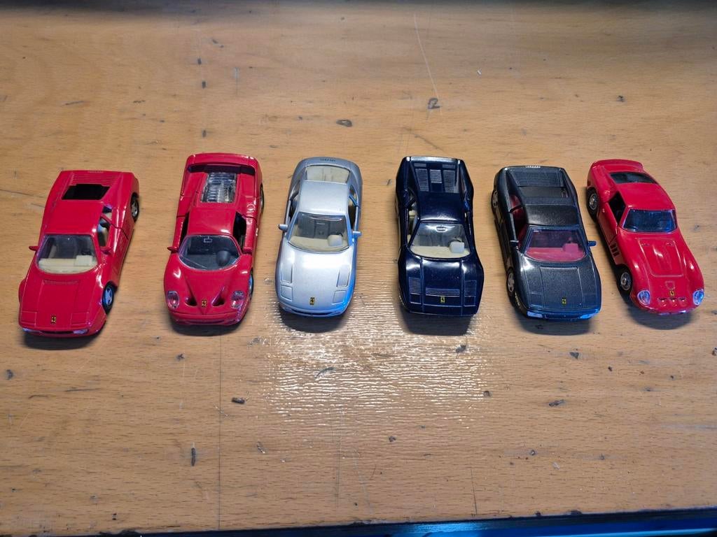 Lot de 6 voitures Ferrari maisto shell 1/38