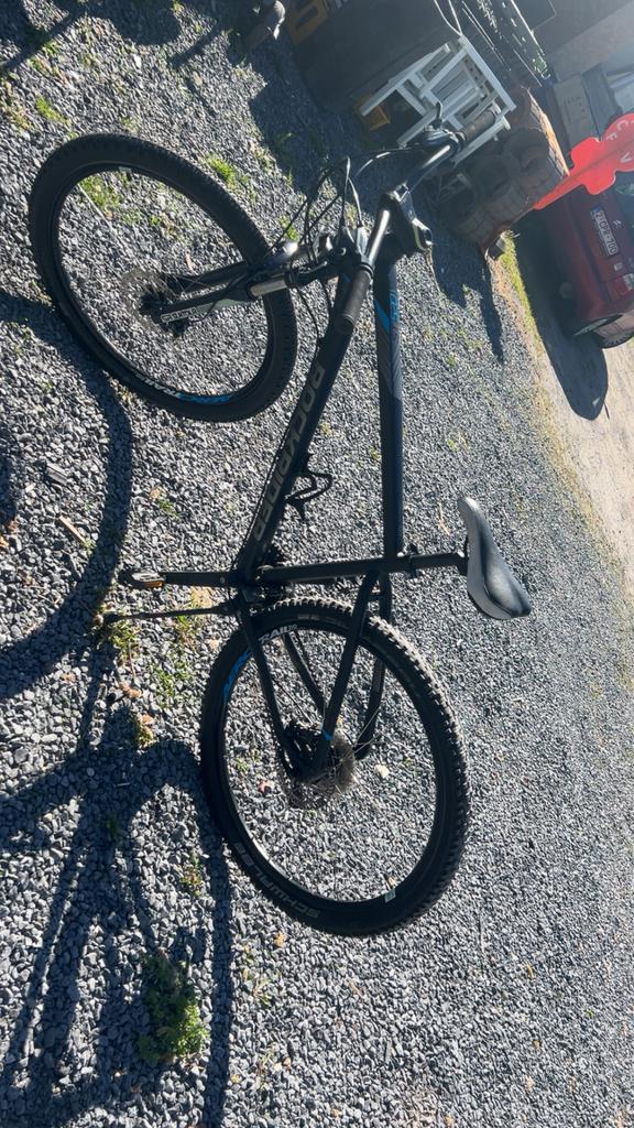 A vendre 180€ négociable légèrement, Fietsen en Brommers, Ophalen of Verzenden, Zo goed als nieuw