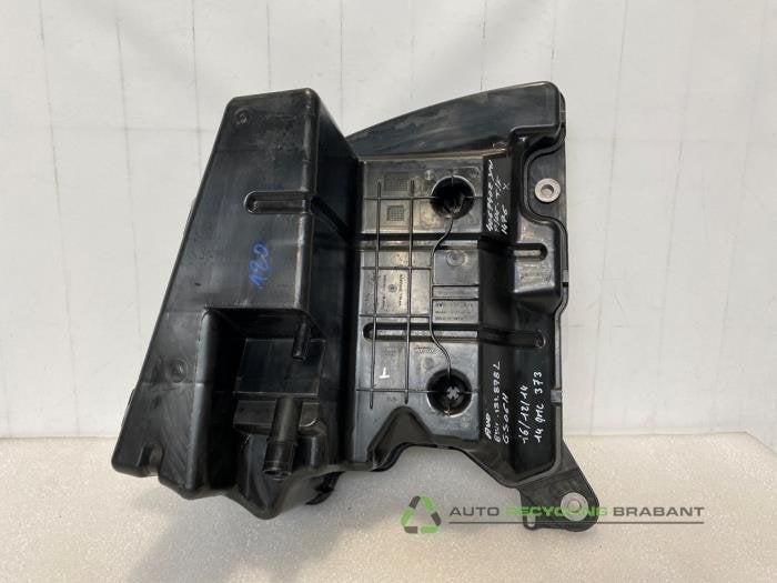 Réservoir Adblue d'un Audi A4, Autos : Pièces & Accessoires, Systèmes à carburant, -, 3 mois de garantie, Audi, Utilisé