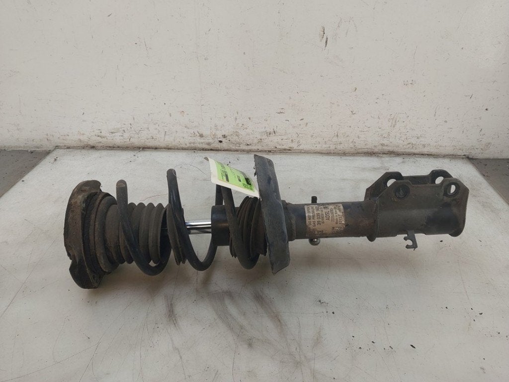 AMORTISSEUR OU ABSORBEUR DE CHOC AVANT GAUCHE Opel Astra K, Postoffice@zf.com, Löwentaler Straße 20
88046  Friedrichshafen, DE