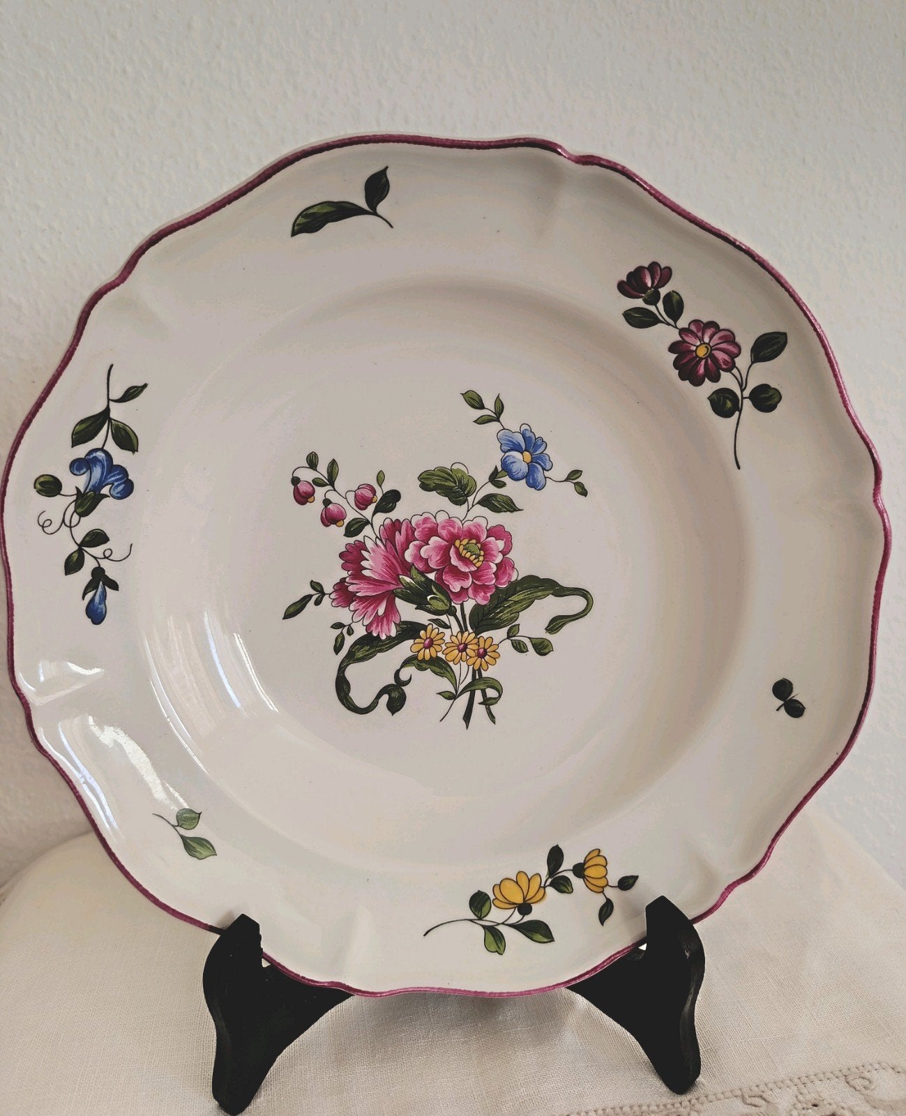 VIEUX SAINT-AMAND, assiette creuse ∅ 23, Ophalen