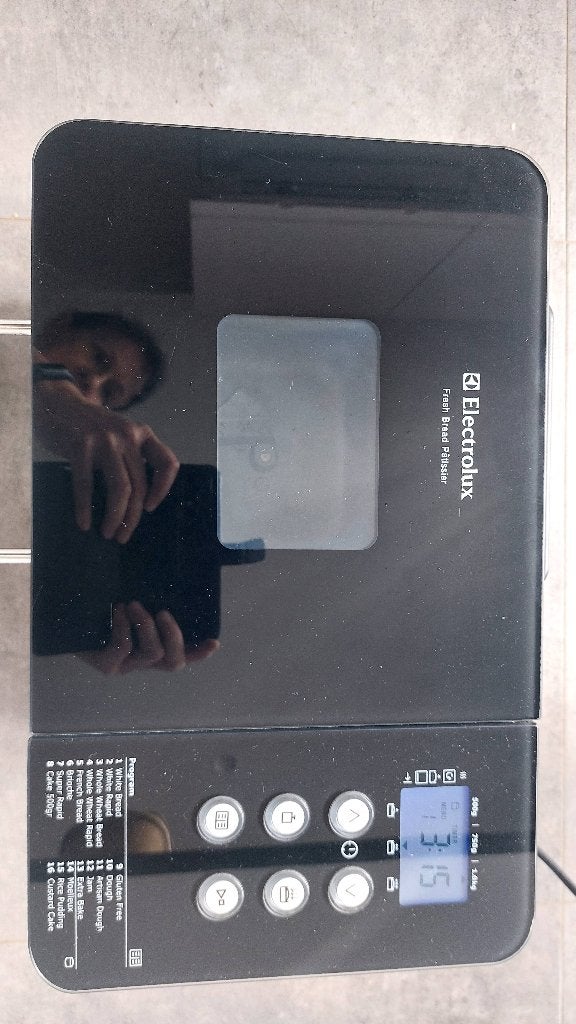 Broodbakmachine Electrolux, Elektronische apparatuur, Ophalen, Zo goed als nieuw, Kijkvenster