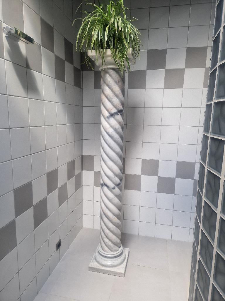 PRACHTIGE MASSIEVE MARMEREN ZUIL 201CM HOOG, Huis en Inrichting, Ophalen, Gebruikt