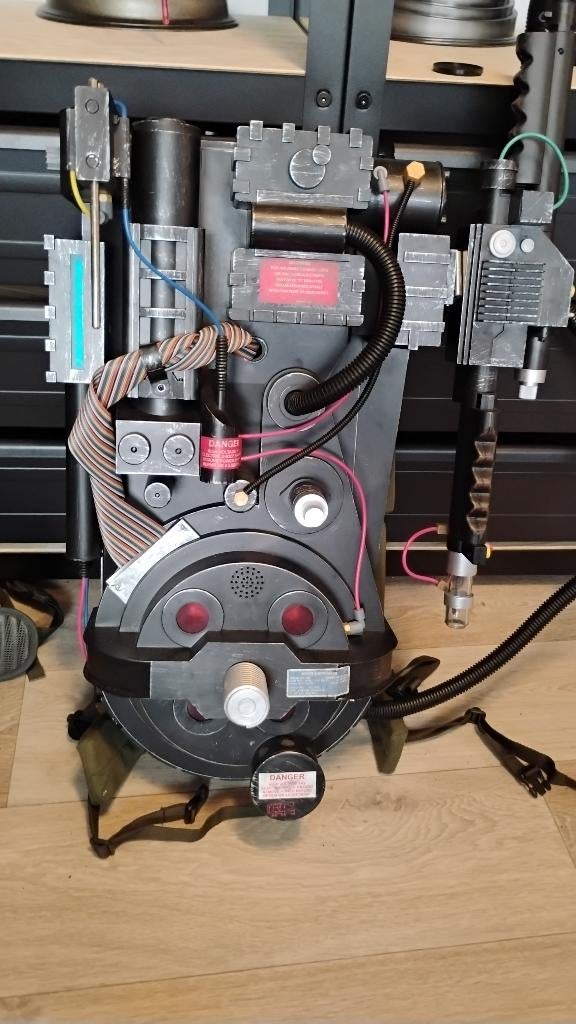 Proton pack Ghostbuster, Ophalen of Verzenden, Zo goed als nieuw, Film, Beeldje, Replica of Model