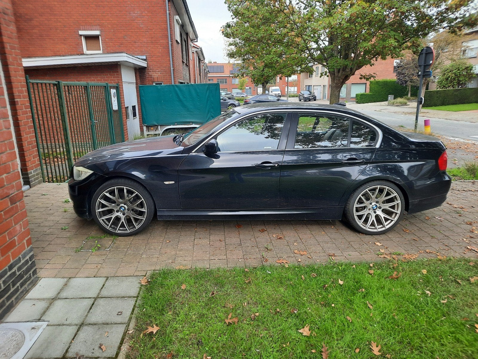 bmw e90, Auto's, Automaat, 4 deurs, Achterwielaandrijving, Zwart