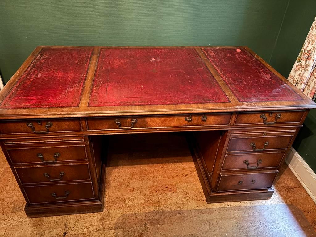 Ancien bureau anglais classique avec insert en cuir, solide., Enlèvement