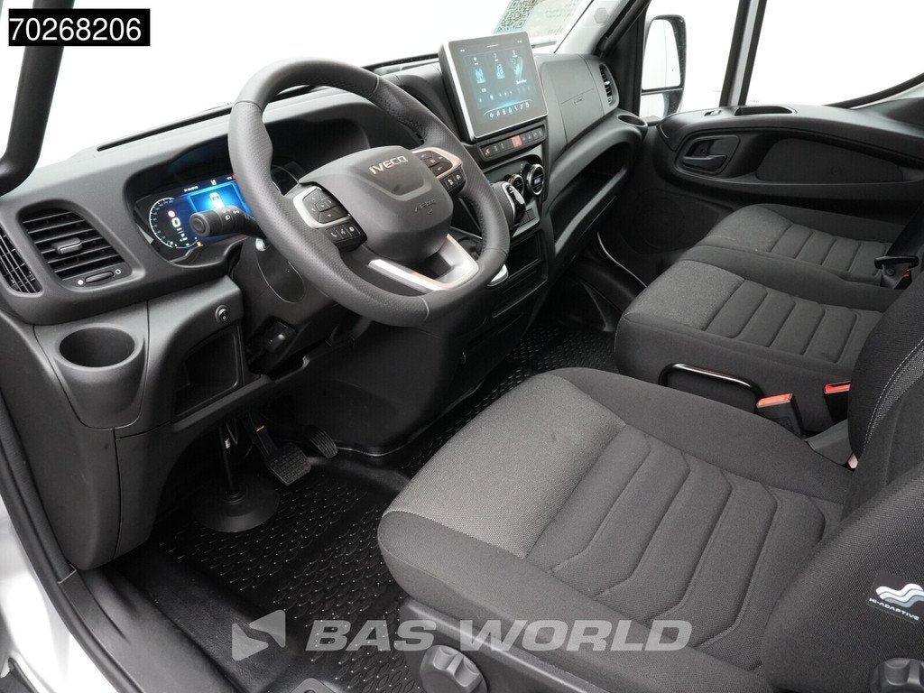 Iveco Daily 35S21 BPM VRIJ! 3.0L Automaat L2H2 Black Edition, Auto's, Stof, Euro 6, 4 cilinders, Iveco