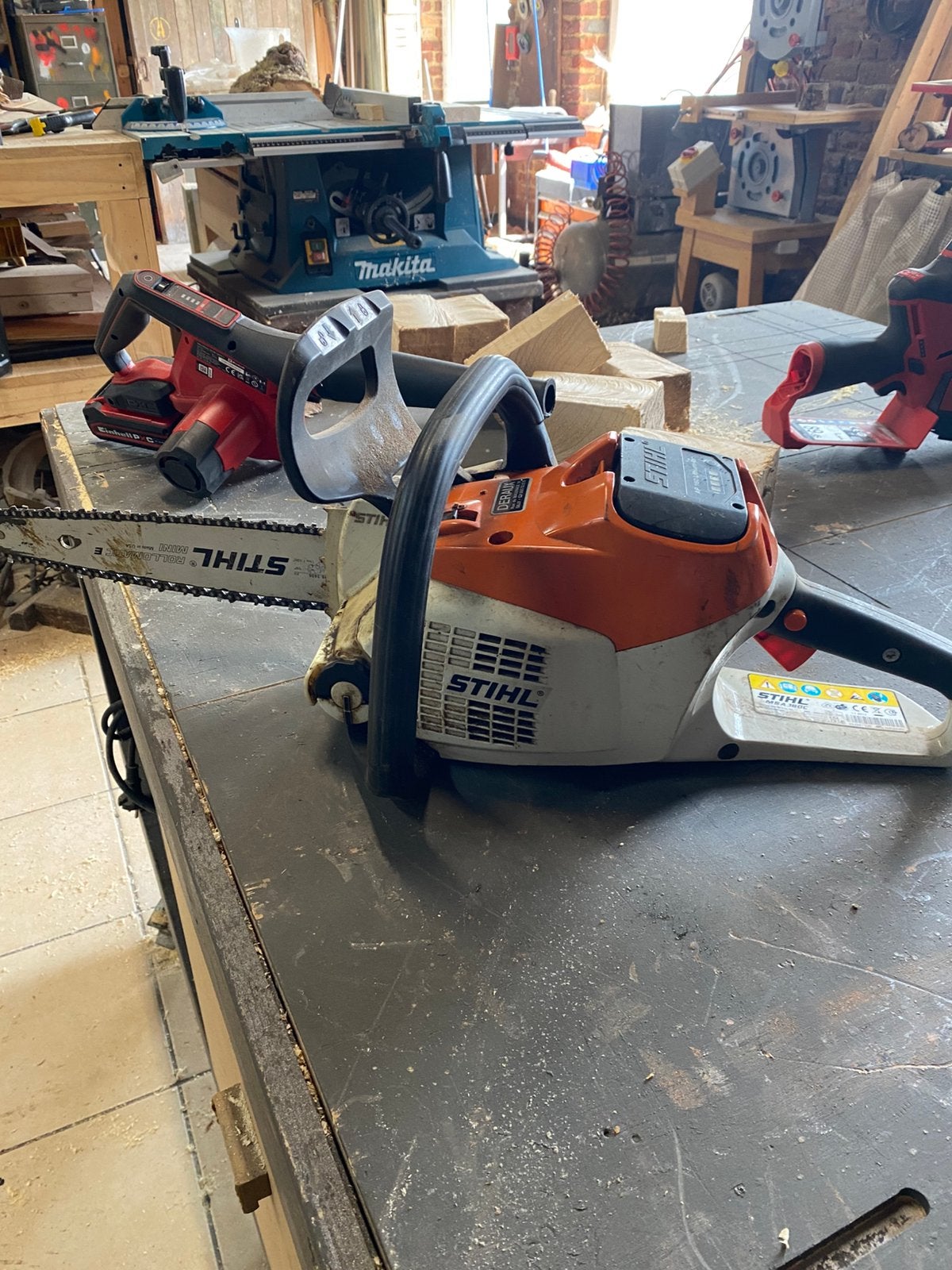 Tronçonneuses stihl, Ophalen, Zo goed als nieuw