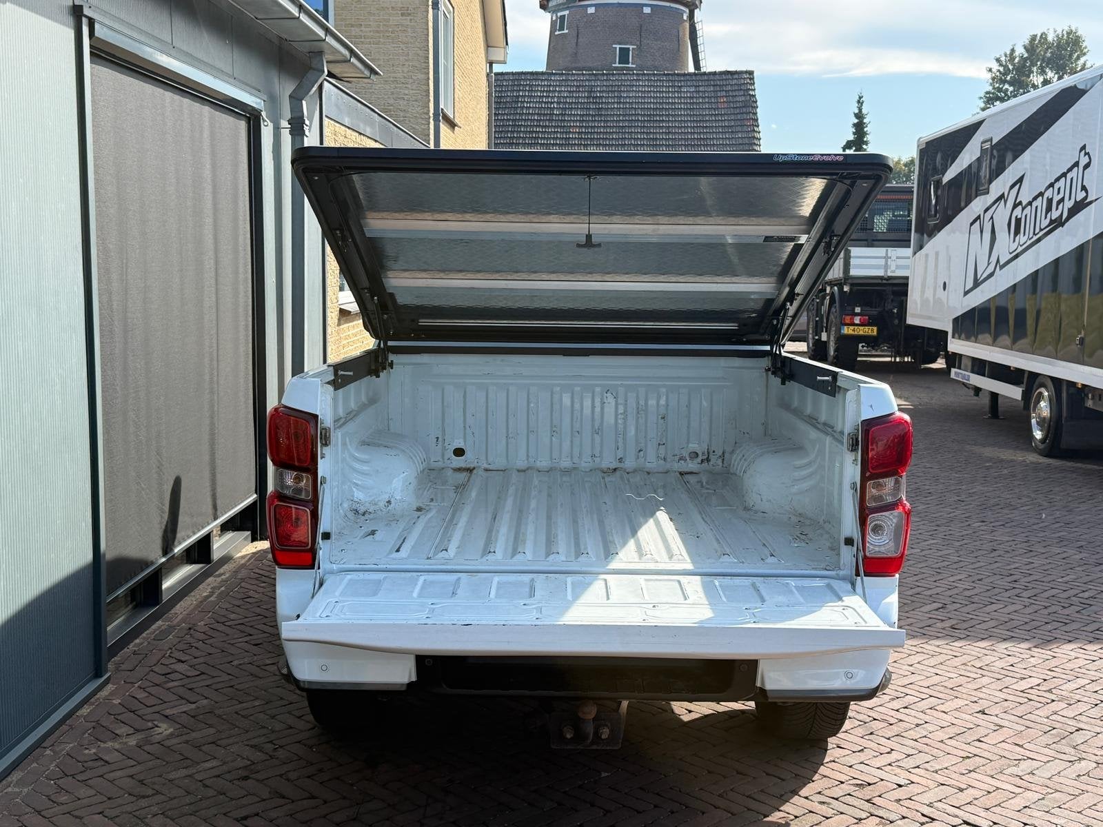 Isuzu D-max 1.9 Extended Cab LS 4WD 3500KG Trekgewicht Deale, Auto's, Automaat, 1935 kg, Gebruikt, 4 cilinders