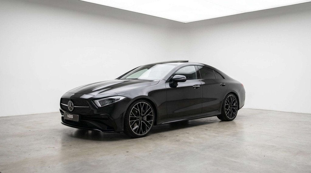 Mercedes-Benz CLS-Klasse 220 *d AMG Line* BURMESTER* CAMERA, Auto's, Mercedes-Benz, 4 cilinders, Zwart, Leder, Diesel