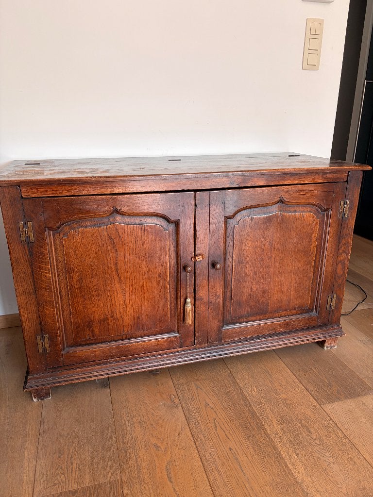 Massief eikenhouten audiokast /opbergkast (40+ jaar oud), Ophalen, Gebruikt, 100 tot 150 cm, Eikenhout