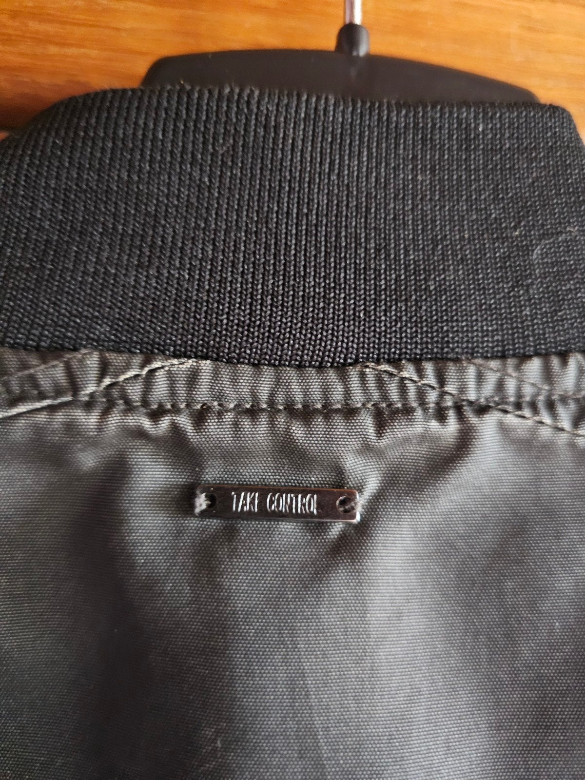 Veste homme taille S, Vêtements | Hommes, Enlèvement