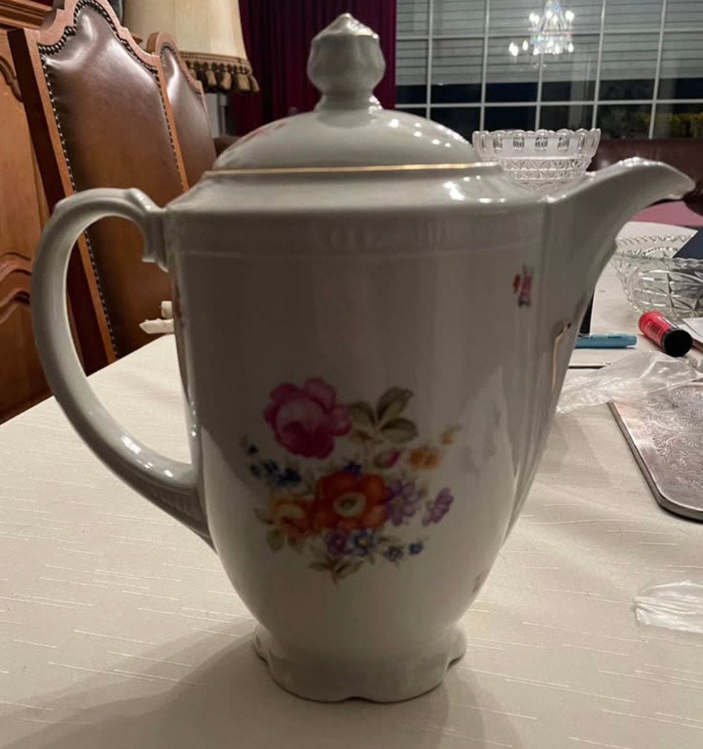Chodziez porseleinen theepot, Antiek en Kunst, Ophalen
