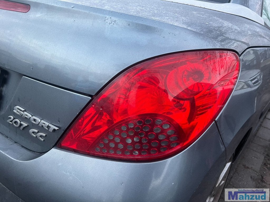 Feu arri re droit pour Peugeot 207cc (2007-2012), Taurusavenue 1
2132 LS  Hoofddorp, NL, Contact.group@renault.com, Stellantis N.V.