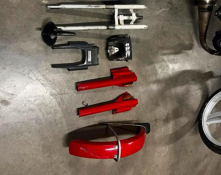 Piece peugeot 103, Enlèvement