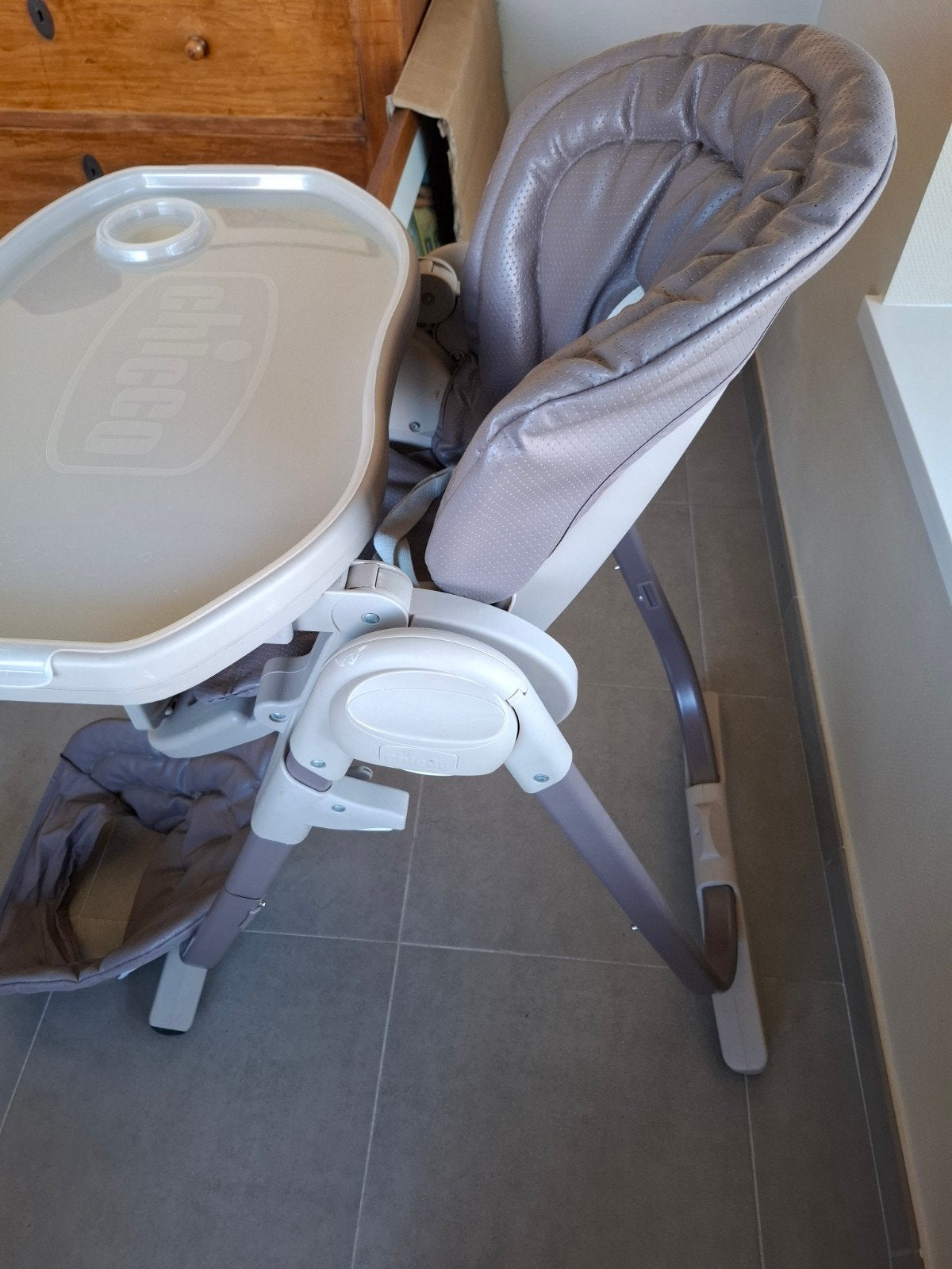 chicco kinderstoel kantelbaar, Ophalen, Zo goed als nieuw, Inklapstoel, Aanschuifbaar