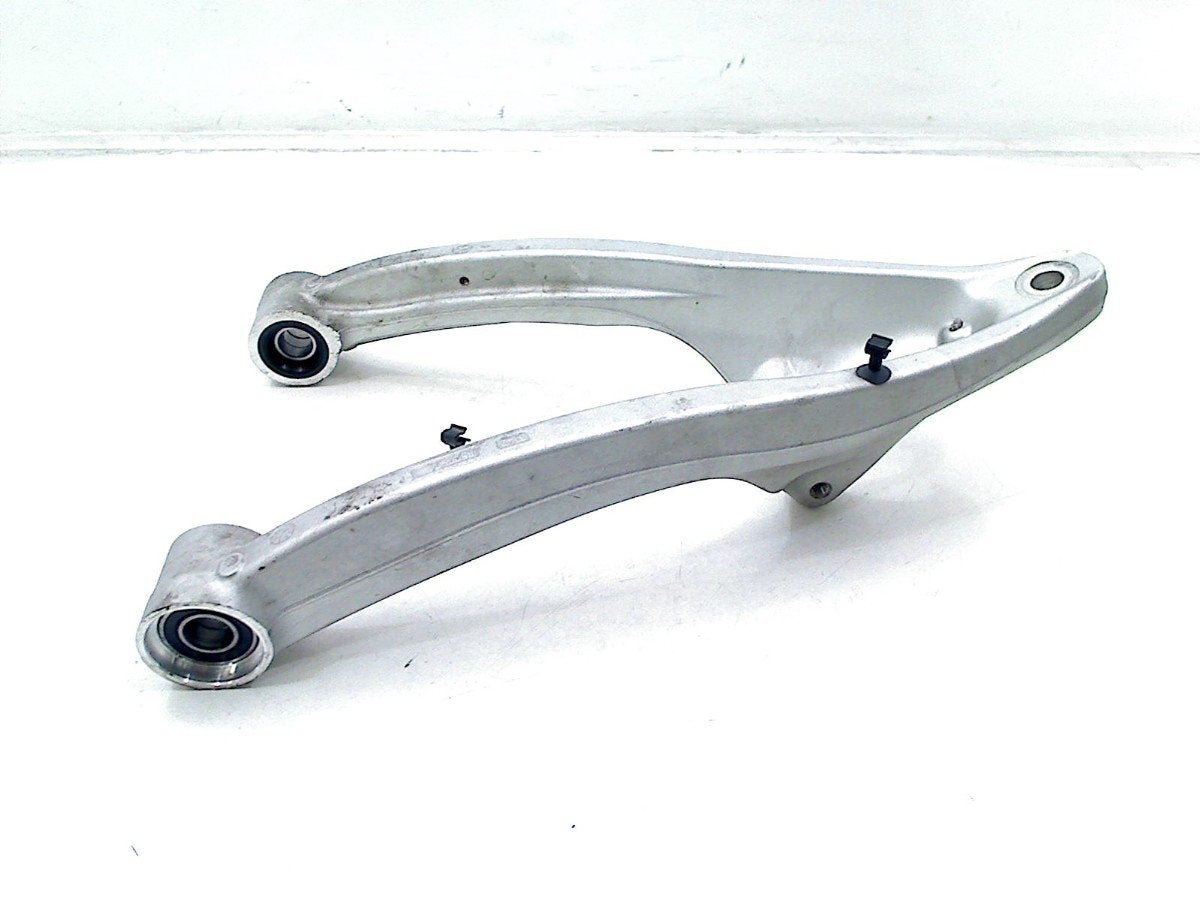 VOORVORK TRIANGEL BMW (8527531), Dhr. S. di Majo, Gebruikt, Info@cama-motorparts.nl, P.J. Troelstraweg 8 8
3144 CX  MAASSLUIS, NL