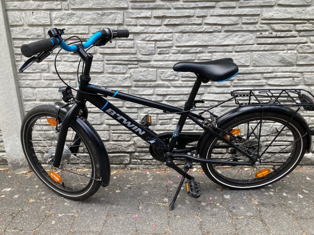 Jongensfiets van B-Twin, Fietsen en Brommers, Ophalen, Zo goed als nieuw, B twin, Versnellingen