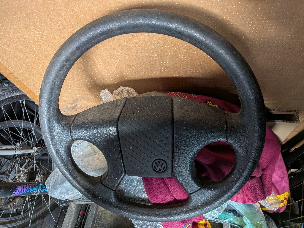 2 golfwiel uit de jaren 90, Auto-onderdelen, Ophalen of Verzenden, Gebruikt, Volkswagen