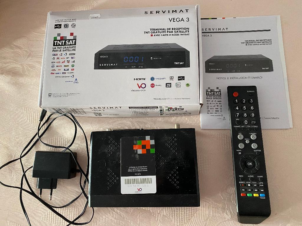 DECODEUR TNT SAT – SERVIMAT VEGA 3, TV, Hi-fi & Vidéo, Antennes paroboliques, Enlèvement