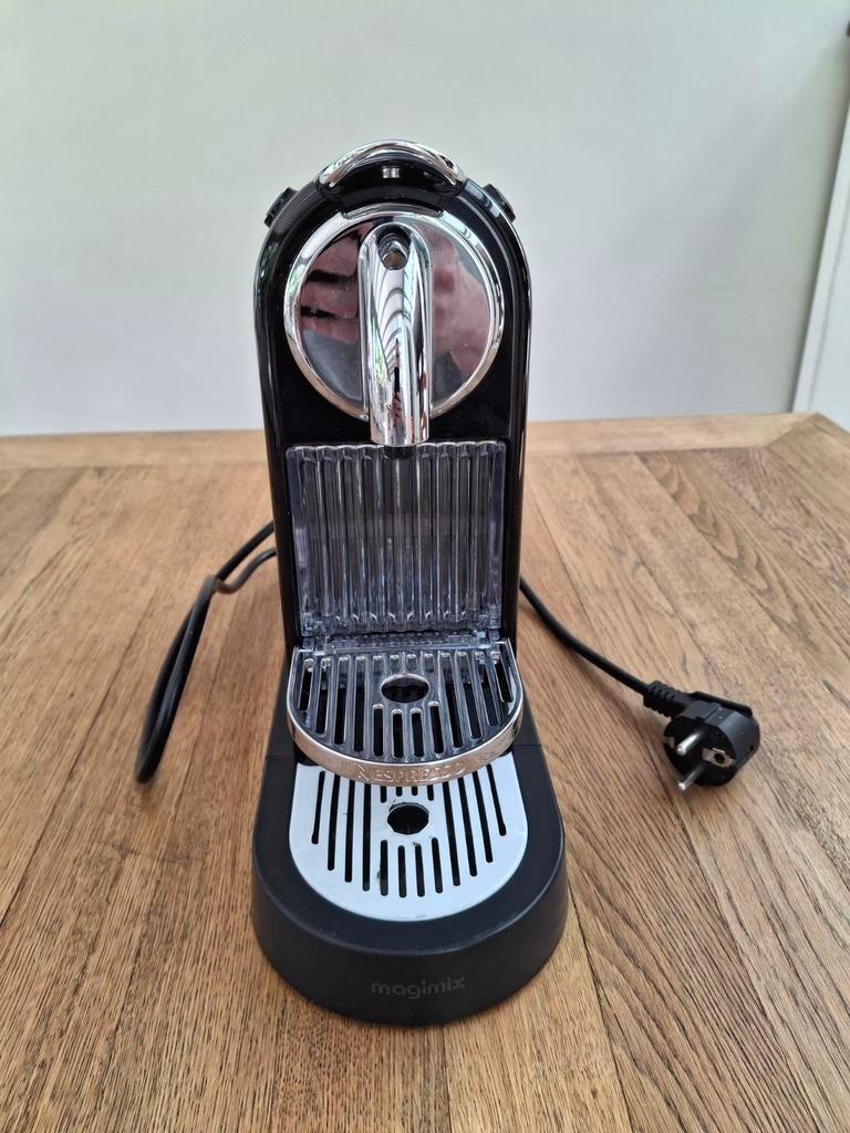Nespresso Magimix-koffiemachine, Elektronische apparatuur, Ophalen