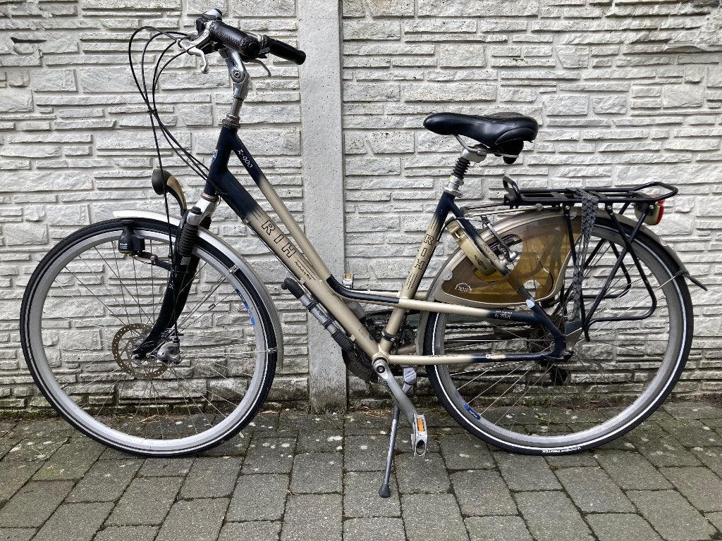 Herenfiets en damesfiets merk RIH, Ophalen, Zo goed als nieuw, Overige merken, Versnellingen