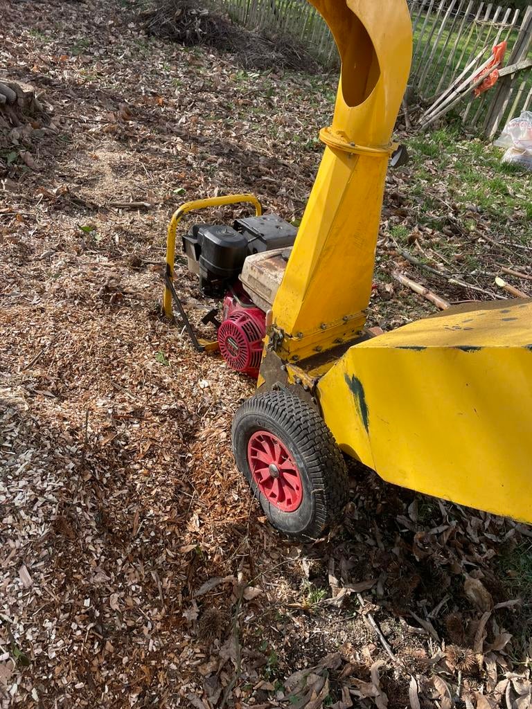 Broyeur jo beau a louer 100 euros la journée + operateur, Jardin & Terrasse, Déchiqueteurs, Enlèvement ou Envoi, Comme neuf