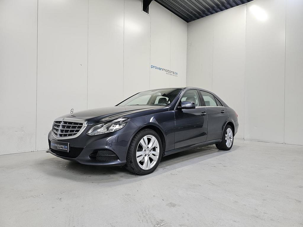 Mercedes-Benz E 200 CDI Berline - GPS - Airco - Bluetooth-, Auto's, Mercedes-Benz, Beige, 4 cilinders, Particulier, Electronic Stability Program (ESP)