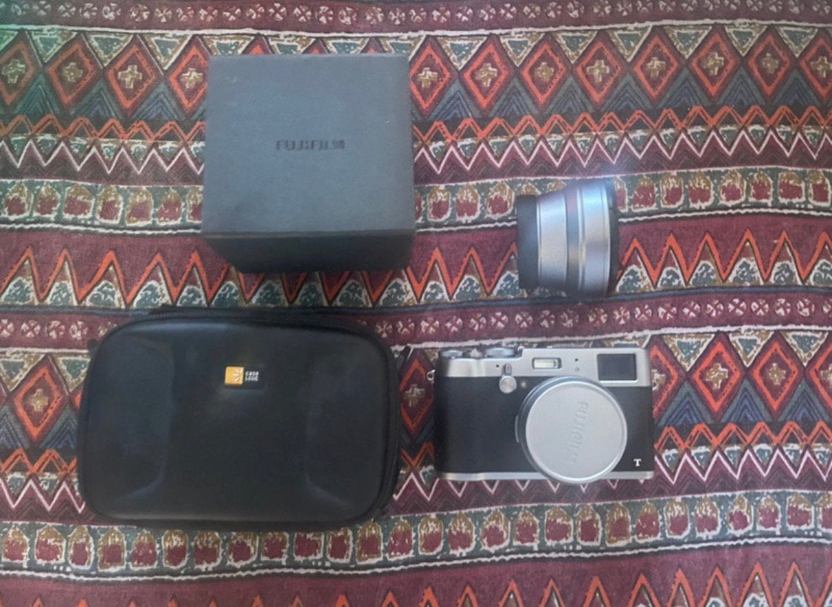 Fuji X100T + TCL-X100 teleconverter - mint - 500 clicks, TV, Hi-fi & Vidéo, Appareils photo numériques, Enlèvement ou Envoi, Comme neuf