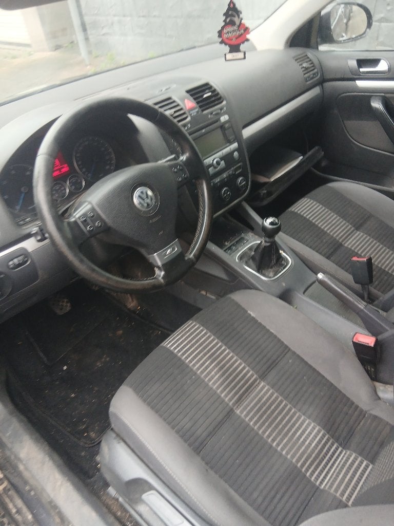 Jetta, Auto's, Volkswagen, Voorwielaandrijving, 19 cc, Stof, Zwart