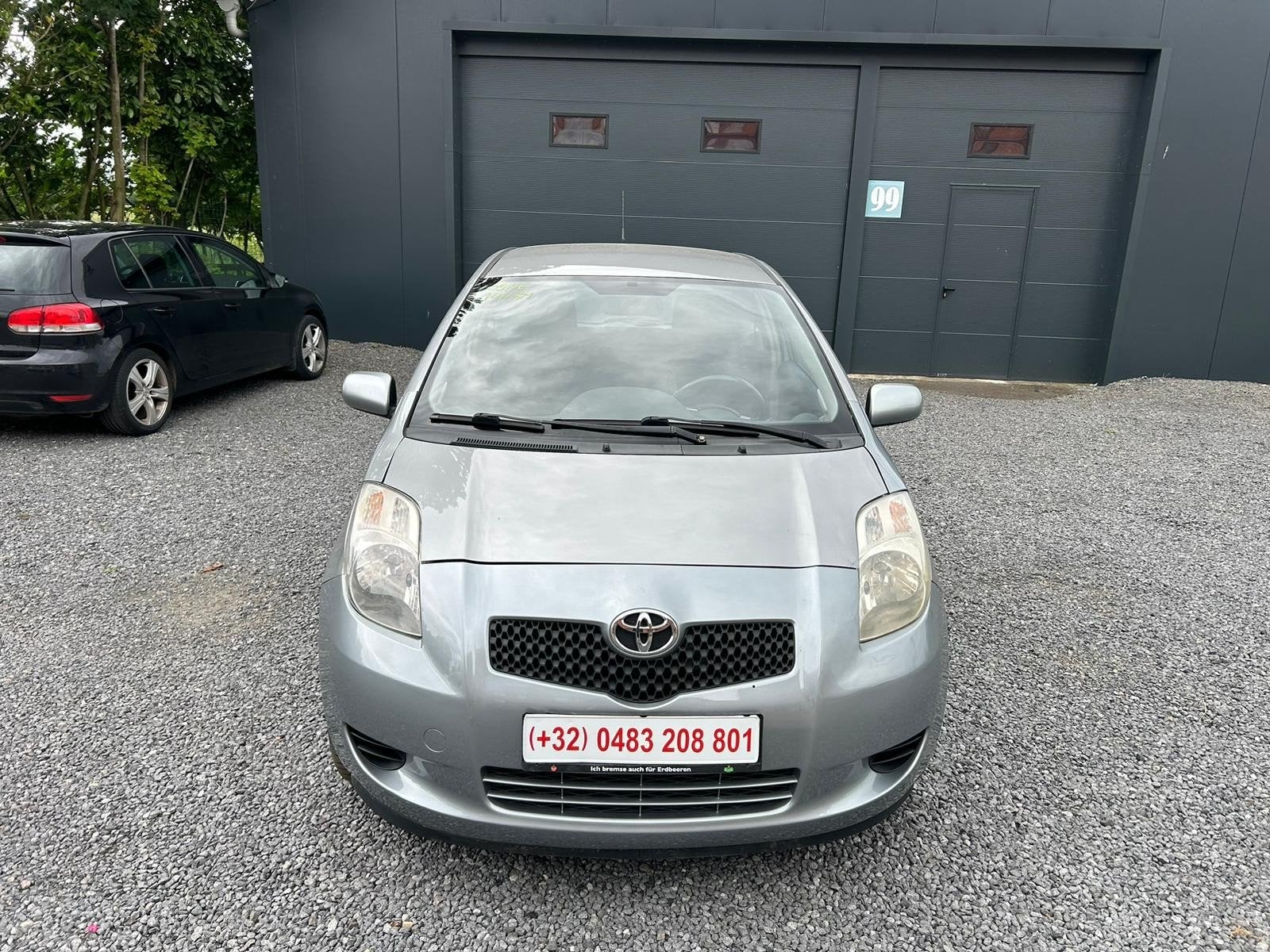 Toyota Yaris 1.0 VVT-i Essence AIRCO 144 000km, Autos, Toyota, Achat, Entreprise, Verrouillage central, Essence