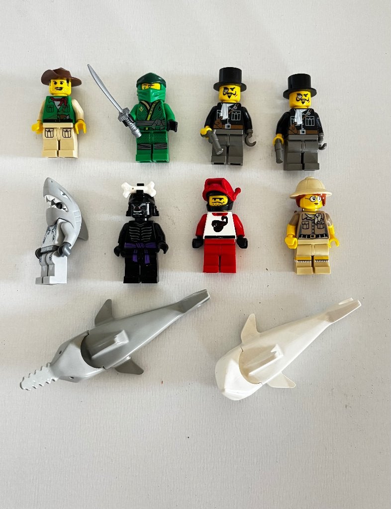 lego lot 8 minifigs + 2 haaien / vissen, Ophalen of Verzenden, Zo goed als nieuw, Minifiguur, Lego