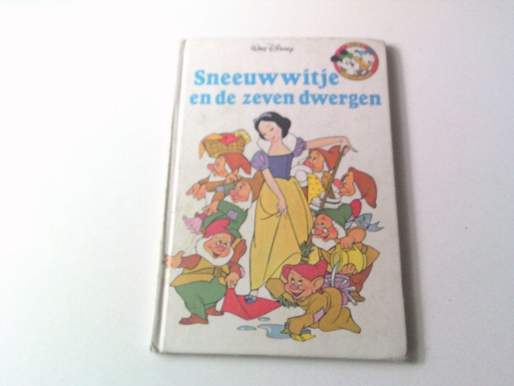 boek sneeuwwitje en de  7 dwergen walt disney, Ophalen, Overige figuren, Zo goed als nieuw, Overige typen