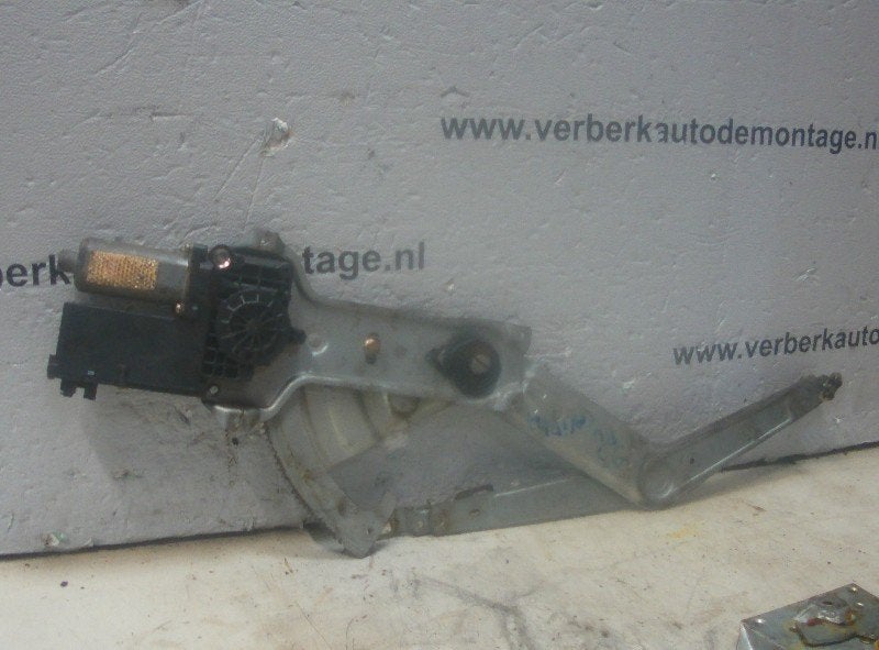 VITRE MECANISME ELECTRIQUE DROIT Opel Calibra (90-346-688), Brose SE, Opel, Droite, Info@brose.com